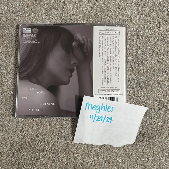 Signed The Tortured Poets Department CD - Picture 3 of 3